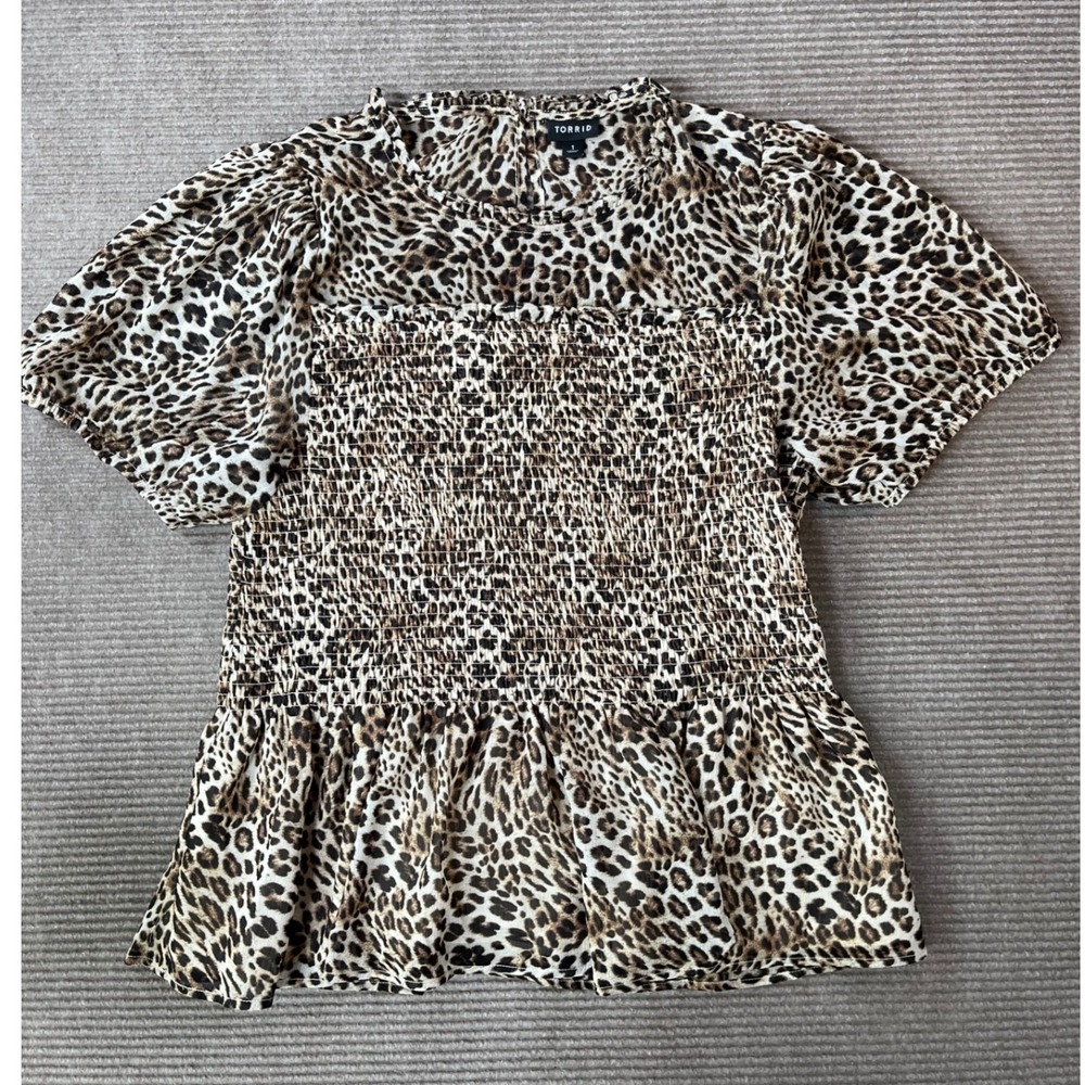 Torrid Leopard Print Smocked Peplum Top Brown Black Short Puff Sleeve‎ Size 1
